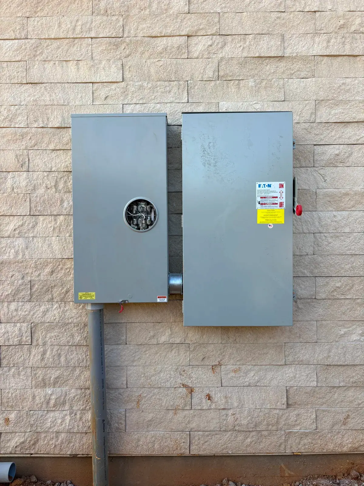 Commercial electrical service equipment installation in Daphne, AL